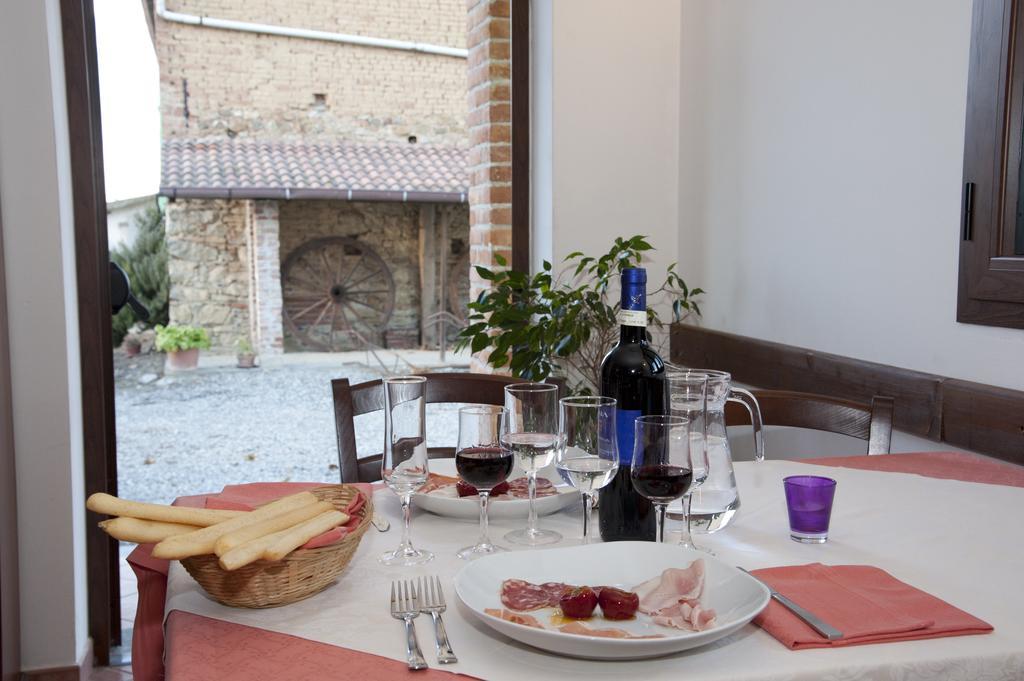 Agriturismo Il Vecchio Portico Francavilla Bisio Eksteriør billede